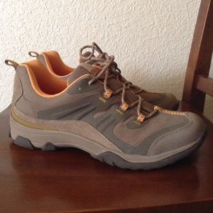 Baretraps trail shoe - Jozie